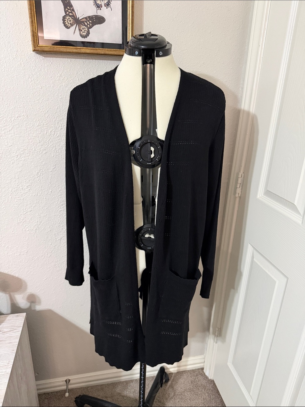 kathy ireland Black Open-Front Lightweight Women's Cardigan with Pockets